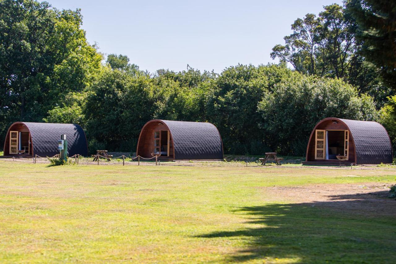 The Woolpack Glamping Hotel Maidstone Buitenkant foto